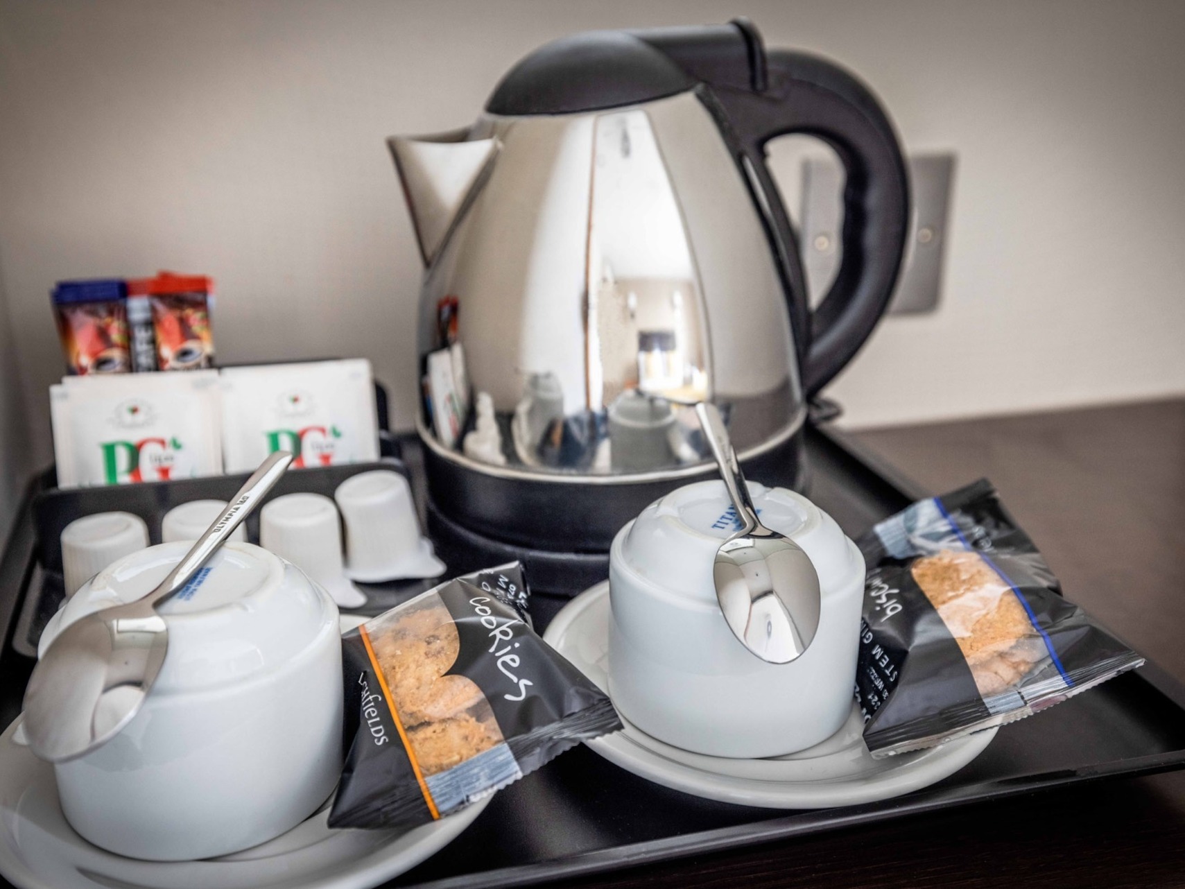 tea coffee hotel room windsor